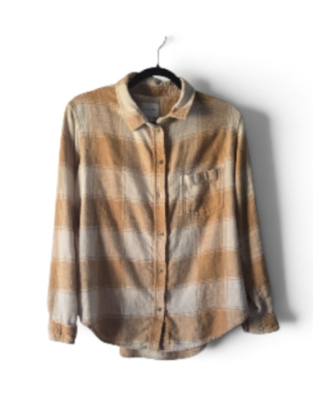 American Eagle Outfitters Flannel Plaid Button-Down Shirt